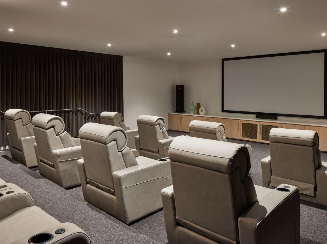 Cinema Oasis Peakhurst 20230516 100 3000px